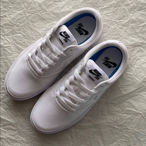 NWT Nike SB charge triple white - Picture 3 of 10